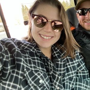 Meet your Posher, Brianne